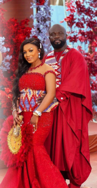 For Extra Time (Touch-up, Eyeshadow & Lip Change)